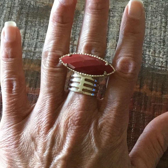 Kendra Scott Jewelry - Kendra Scott Chelsea Cocktail Ring